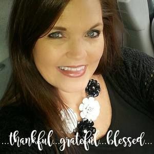 Meet your Posher, Traci